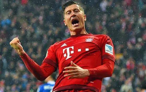 今夜法联杯焦点战；意大利国家队完成门线救险；态度坚定；赛程密集仍需轮换(今晚意大利杯赛程)