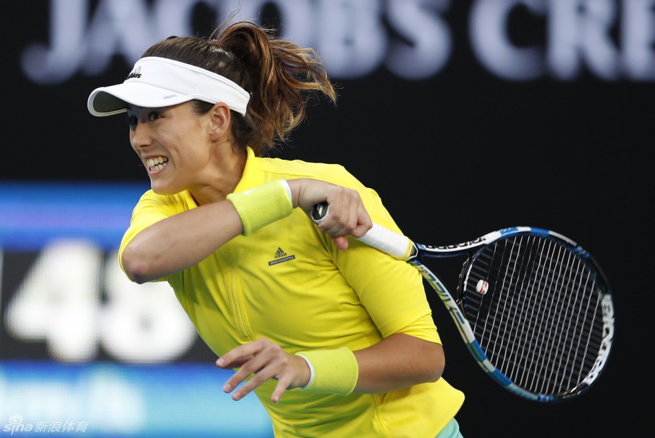 贝博-包含穆古鲁扎迎来七赛季高光表现，中国队球迷沸腾！的词条