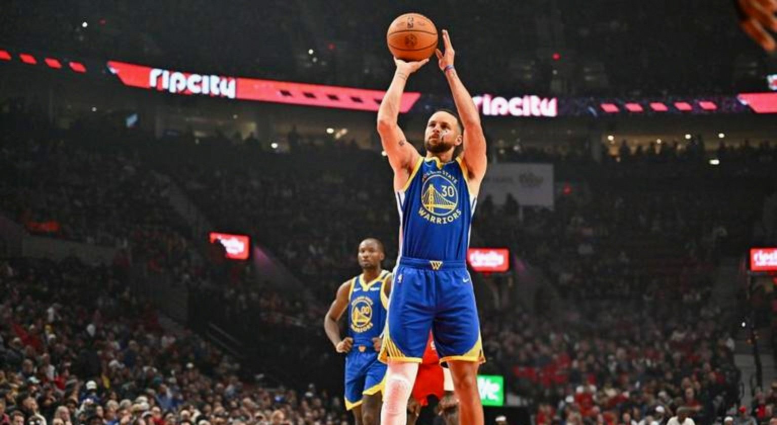 包含库里连续十二场比赛得分超过赛事规则更新，TL挑战极限！的词条